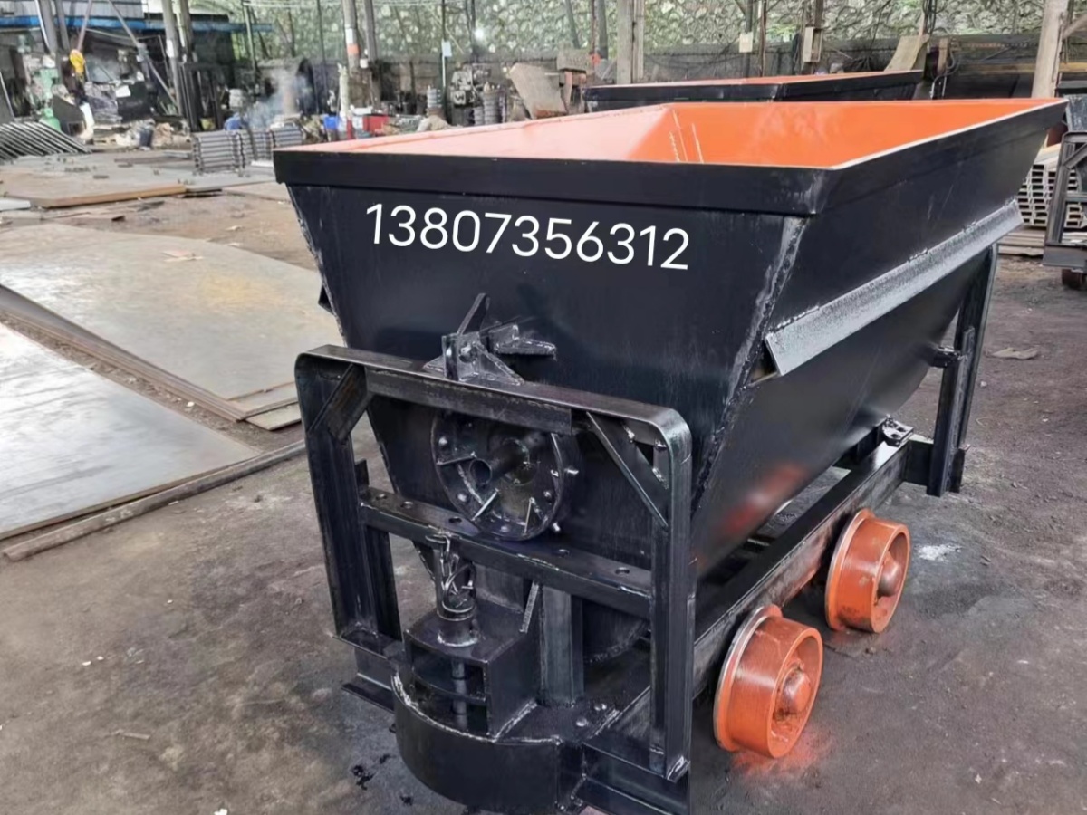 郴州打砂機(jī)磁選機(jī)制造,翻斗式礦車(chē),郴州市久通礦山設(shè)備有限公司